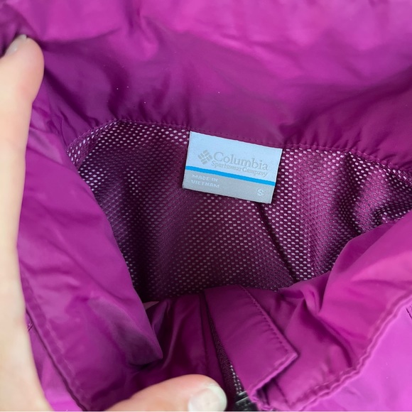 NWOT Columbia Women’s Switchback III Waterproof Rain Jacket - Picture 9 of 12